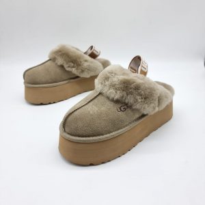 Сабо UGG