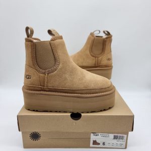 Ботинки  UGG