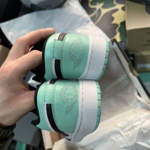 Кроссовки Nike Air Jordan 1 Retro Low Emerald