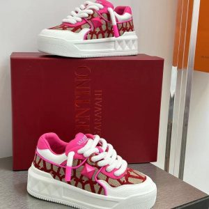 Кроссовки женские Valentino One Stud