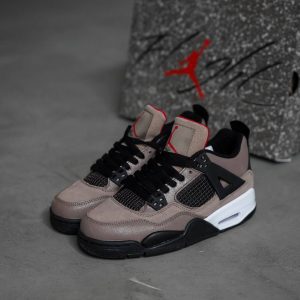 Кроссовки Nike Jordan 4