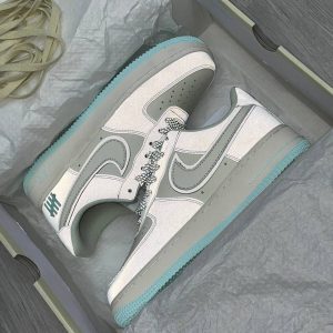 Кроссовки Nike Air Force 1