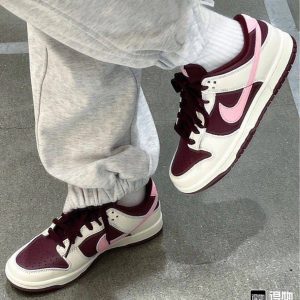 Кроссовки Nike SB Dunk Low Retro