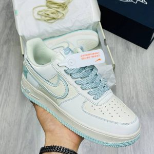 Кроссовки Nike Air Force 1