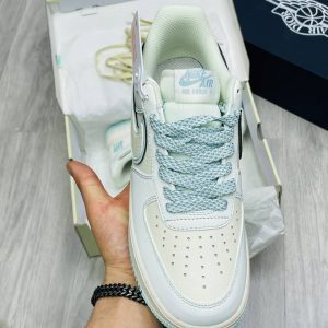 Кроссовки Nike Air Force 1