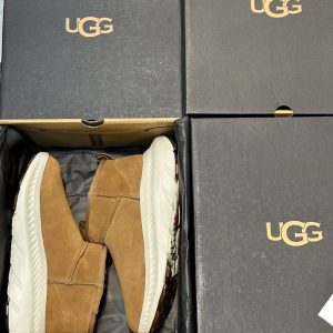 Сабо UGG