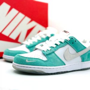 Кроссовки Nike Kasina x Dunk Low 'Road Sign'