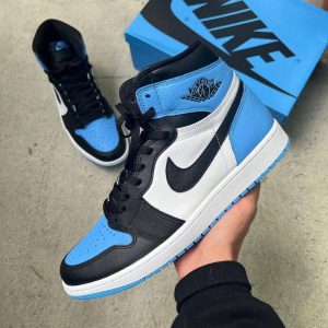 Кроссовки Nike Air Jordan 1 High University Blue