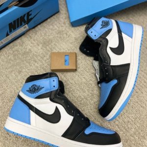 Кроссовки Nike Air Jordan 1 High University Blue