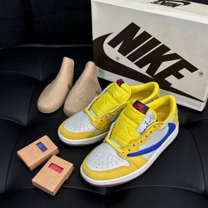 Кроссовки Travis Scott x Nike Air Jordan 1 Low