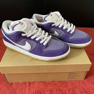 Кроссовки Nike Dunk Low