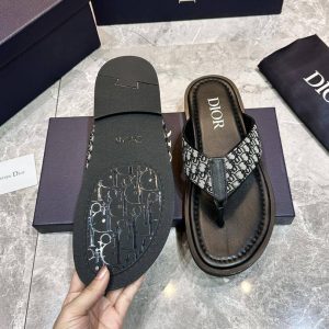 Шлепанцы Dior