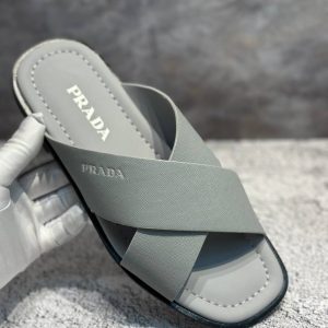 Шлёпанцы мужские Prada