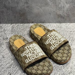 Шлёпанцы мужские The North Face x Gucci