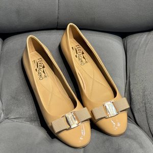 Балетки женские Salvatore Ferragamo Varina ballet flat