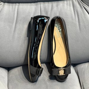 Балетки женские Salvatore Ferragamo Varina ballet flat