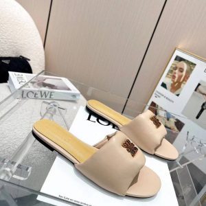 Шлепанцы женские Loewe