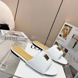 Шлепанцы женские Loewe