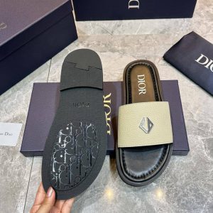 Шлепанцы Dior