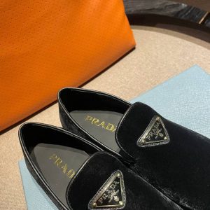 Лоферы женские Prada