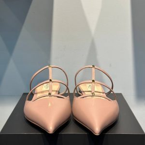 Босоножки Valentino Garavani Rockstud