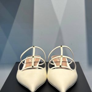 Босоножки Valentino Garavani Rockstud