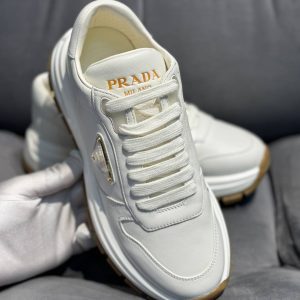 Кроссовки Prada