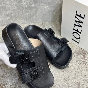 Шлепанцы женские Loewe