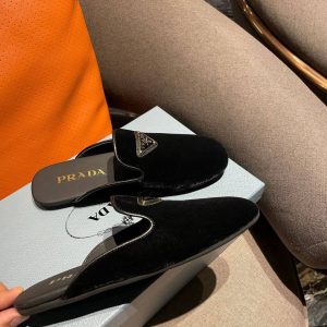 Сабо женские Prada