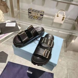 Сандалии женские Prada