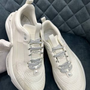 Кроссовки Valentino