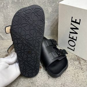 Шлепанцы женские Loewe