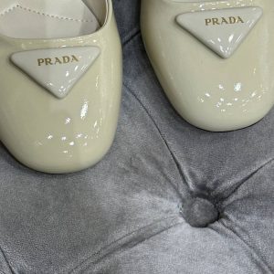 Туфли женские PRADA