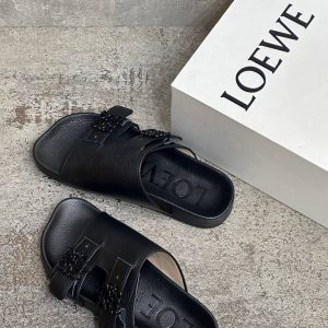 Шлепанцы женские Loewe