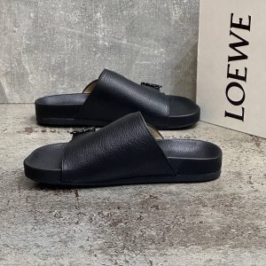 Шлепанцы женские Loewe