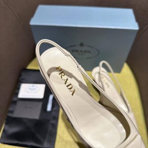 Туфли женские Prada