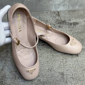 Туфли женские Prada