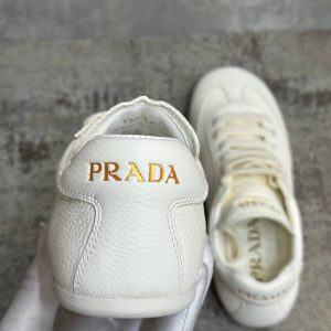 Кроссовки Prada