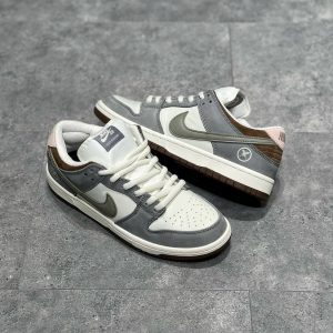 Кроссовки Nike Dunk Low