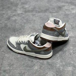 Кроссовки Nike Dunk Low