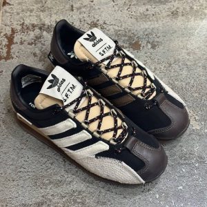 Кроссовки Adidas x SFTM