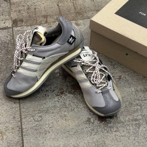 Кроссовки Adidas x SFTM