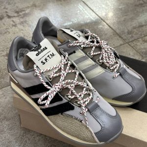 Кроссовки Adidas x SFTM