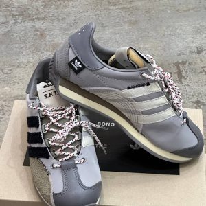 Кроссовки Adidas x SFTM