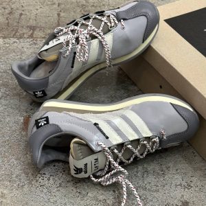 Кроссовки Adidas x SFTM