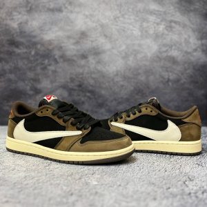 Кроссовки Nike Air Jordan Low TRAVIS SCOTT GOLF