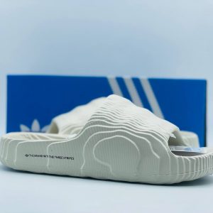 Шлепанцы Adidas Adilette 22