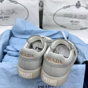 Кроссовки Prada