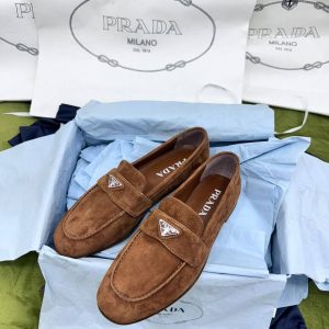 Лоферы Prada