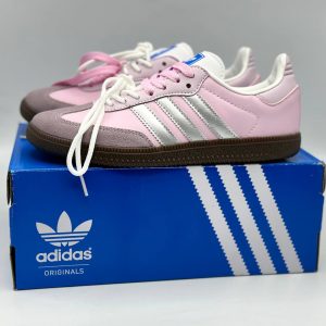 Кроссовки женские Adidas